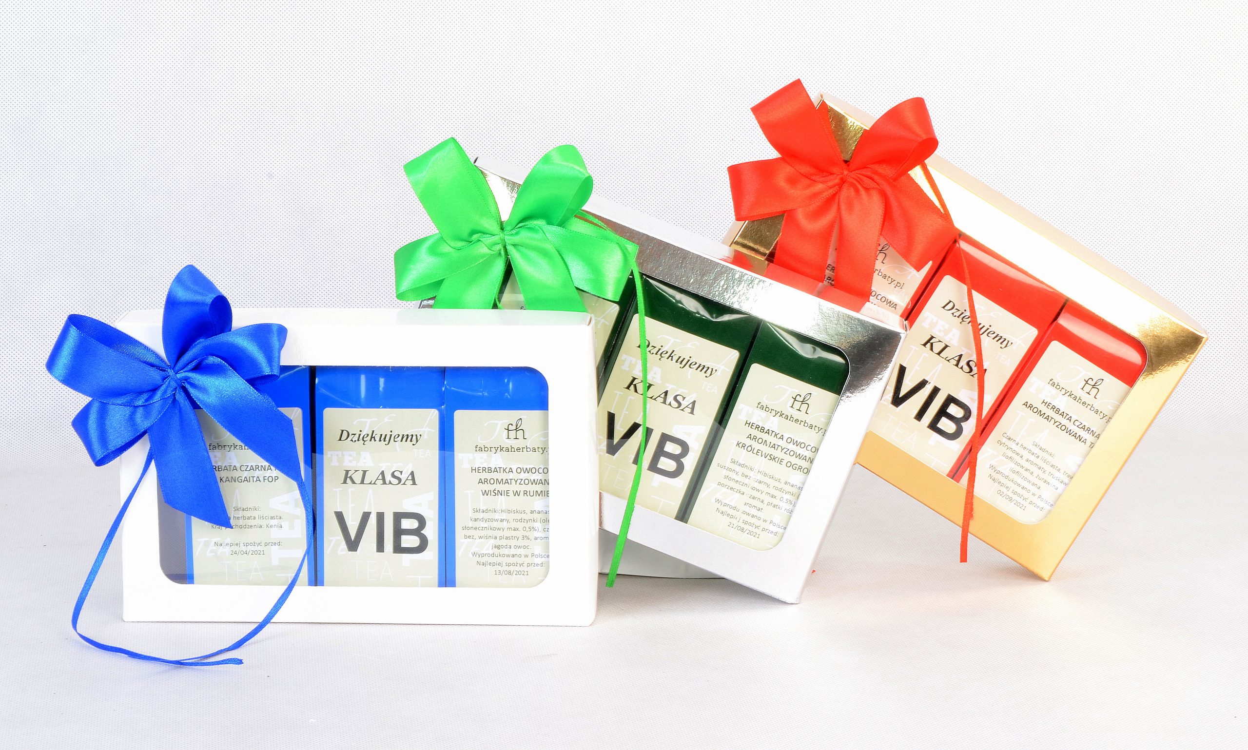zestaw-3-herbaty-dzien-nauczyciela-pudelko-zlote-1.jpg